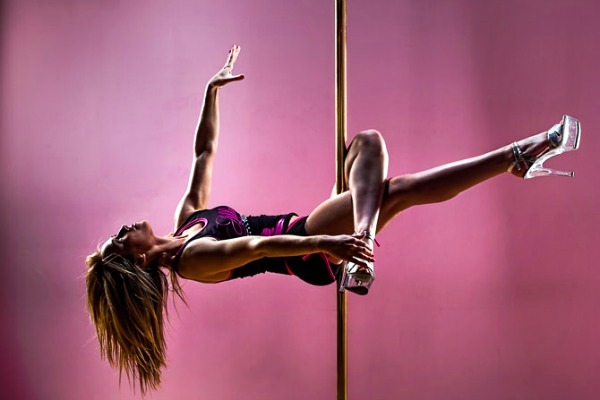 Pole dance: фитнес для смелых pole dance